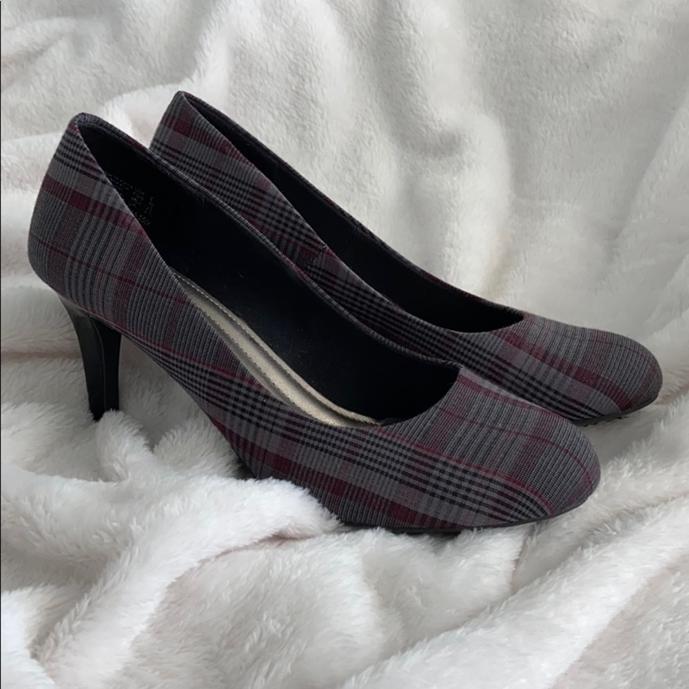 Payless Comfort Plus Predictions plaid heels